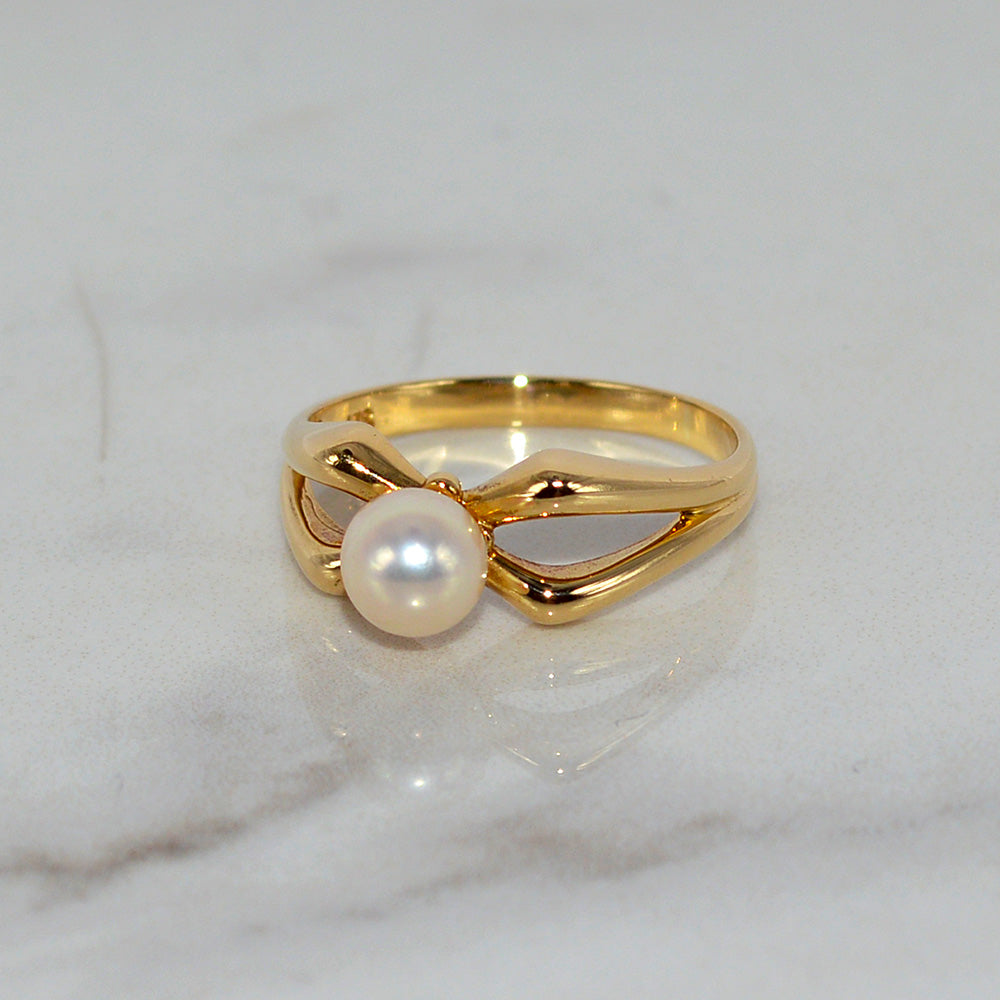 18ct Solid Yellow Gold Hallmarked Natural Southern Sea Pearl Ring