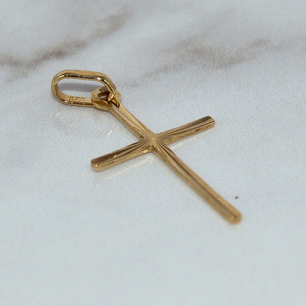 9ct Solid Yellow Gold Crucifix Pendant Hallmarked